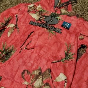 NWT- Mossy Oak hoodie
